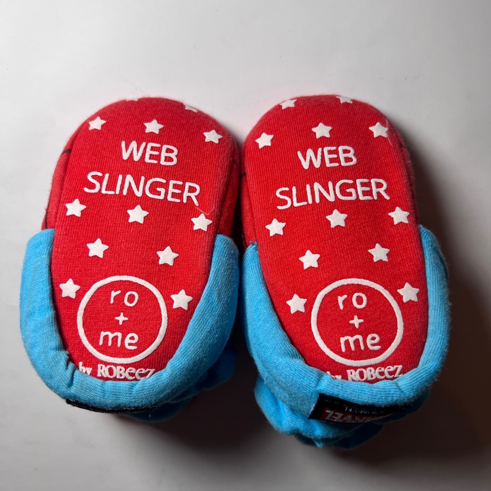 Robeez Spider-Man Red 0-3 Months Baby Booties Crib Shoes Infant - Picture 4 of 4